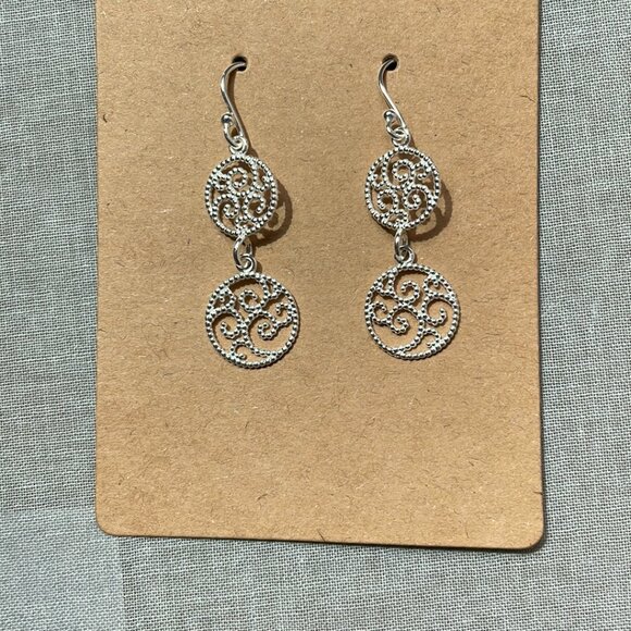 NWOT Filigree Dangle Fashion Earrings - Picture 8 of 8